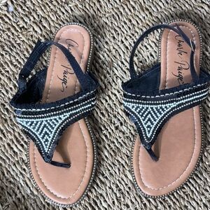 NWOT Sandals by CHARLIE PAIGE with black & white intricate beading & fringe SZ6